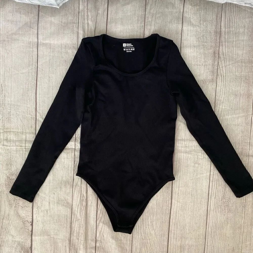 Bodysuit women S scoopneck Longsleeve fitted black